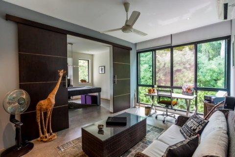 Chalet de 5 dormitorios en Hua Hin, Tailandia № 168604 - foto 13