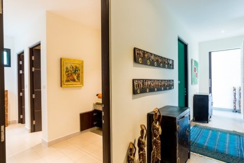 Chalet de 5 dormitorios en Hua Hin, Tailandia № 168604 - foto 26