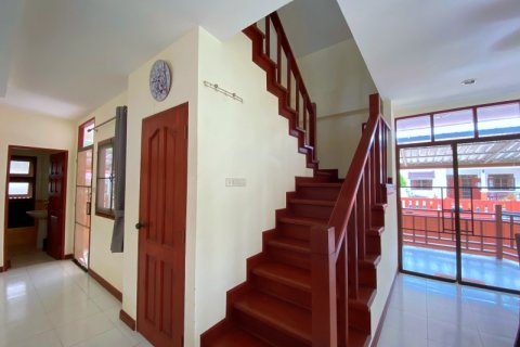 Chalet de 3 dormitorios en Pran Buri, Tailandia № 168603 - foto 29
