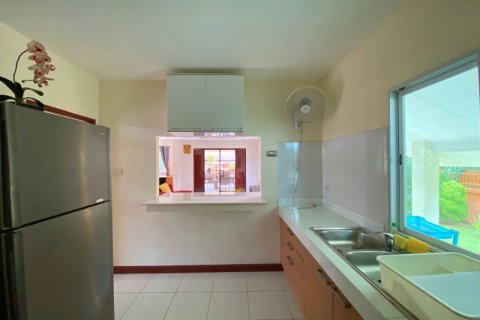 Chalet de 3 dormitorios en Pran Buri, Tailandia № 168603 - foto 26