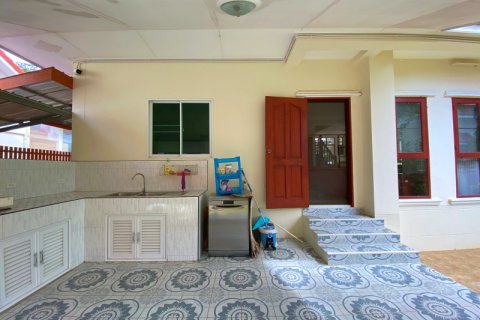 Chalet de 3 dormitorios en Pran Buri, Tailandia № 168603 - foto 15