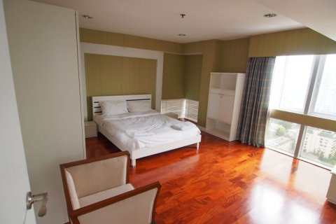 Condominio de 3 dormitorios en Bangkok, Tailandia № 143500 - foto 7