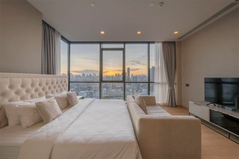 Eigentumswohnung in Bangkok, Thailand, 2 Schlafzimmer  № 143496 - Foto 3