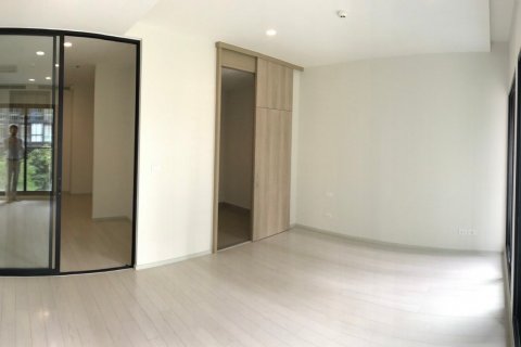 Condominio de 1 dormitorio en Bangkok, Tailandia № 143495 - foto 3