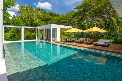 Casa de 5 dormitorios en Phuket, Tailandia № 157381 - foto 4