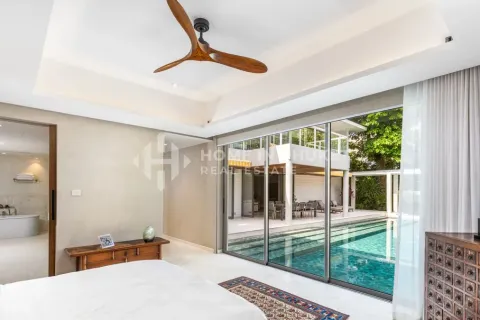 Casa de 5 dormitorios en Phuket, Tailandia № 157381 - foto 12