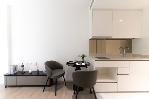Eigentumswohnung in Bangkok, Thailand, 1 Schlafzimmer  № 165237 - Foto 6