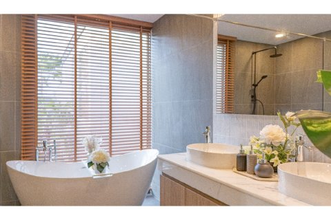 Chalet de 3 dormitorios en Layan Beach, Tailandia № 165243 - foto 5