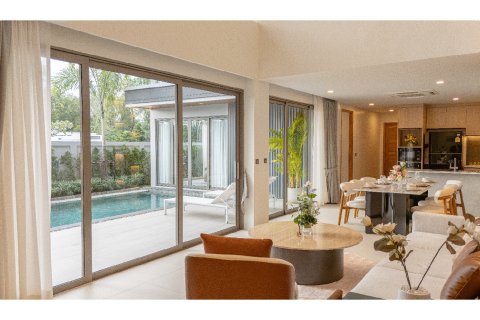 Chalet de 3 dormitorios en Layan Beach, Tailandia № 165243 - foto 11