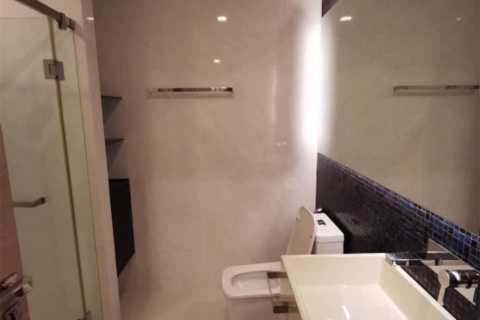 Condominio de 2 dormitorios en Bangkok, Tailandia № 190172 - foto 7