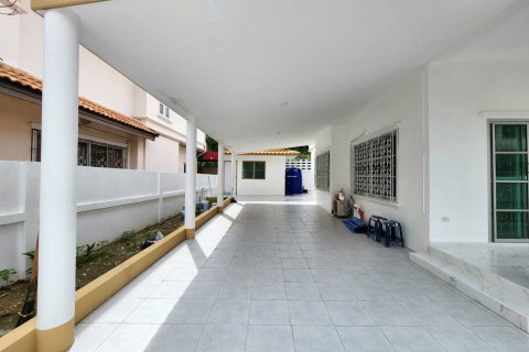 Haus in Pattaya, Thailand 3 Schlafzimmer № 59244 - Foto 3