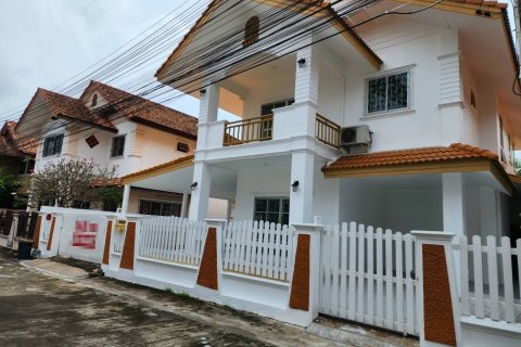 Maison à Pattaya, Thaïlande 3 chambres № 59244