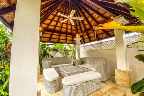 House in Bang Tao, Thailand 3 bedrooms № 54299 - photo 12