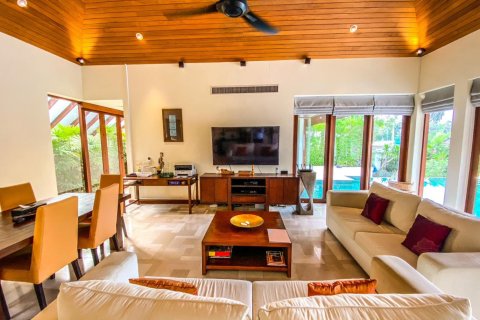 House in Bang Tao, Thailand 3 bedrooms № 54299 - photo 13