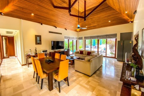 House in Bang Tao, Thailand 3 bedrooms № 54299 - photo 15