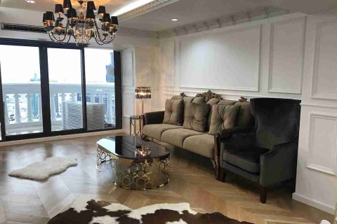 Condo in Thonburi, Bangkok, Thailand, 2 bedrooms  № 183486