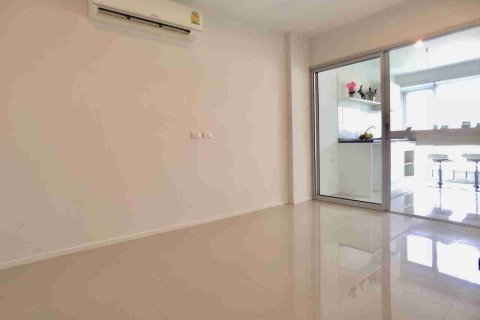 Condominio de 1 dormitorio en Bangkok, Tailandia № 183481 - foto 8