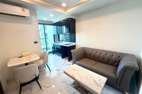 Apartment in Pattaya, Thailand 2 rooms № 233576 - photo 2