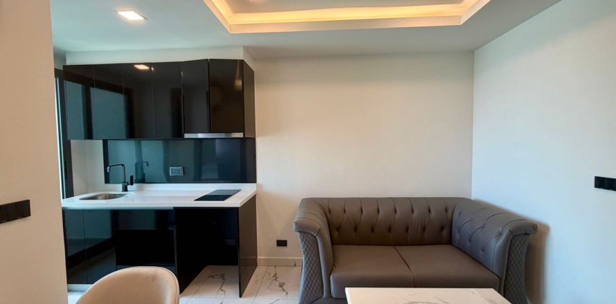 Apartment in Pattaya, Thailand 2 rooms № 233576