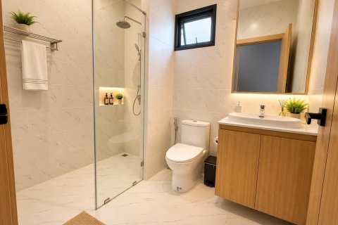 Chalet de 3 dormitorios en Pattaya, Tailandia № 233581 - foto 9