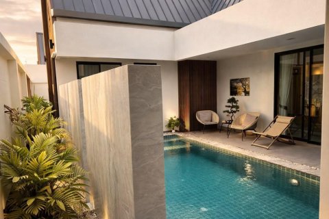 Chalet de 3 dormitorios en Pattaya, Tailandia № 233581 - foto 2
