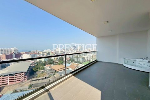 Condo in Pattaya, Thailand, 2 bedrooms № 197850 - photo 17