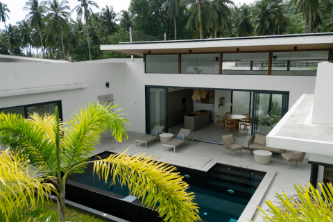 Chalet de 3 dormitorios en Ko Samui, Tailandia № 173135 - foto 15