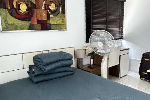 Condominio de 3 dormitorios en Pattaya, Tailandia № 171719 - foto 9