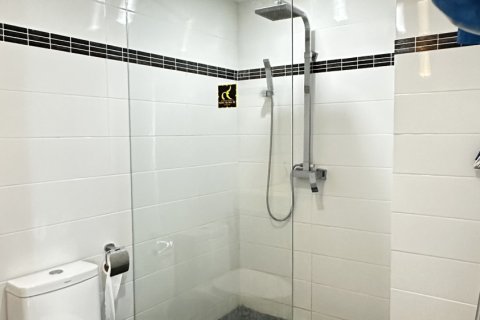Condominio de 3 dormitorios en Pattaya, Tailandia № 171719 - foto 10
