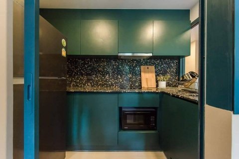 Condo in Bangkok, Thailand, 2 bedrooms № 143444 - photo 6