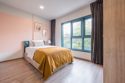 Condo in Bangkok, Thailand, 2 bedrooms № 143444 - photo 10