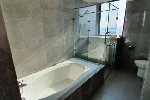 Condominio de 3 dormitorios en Bangkok, Tailandia № 143327 - foto 12