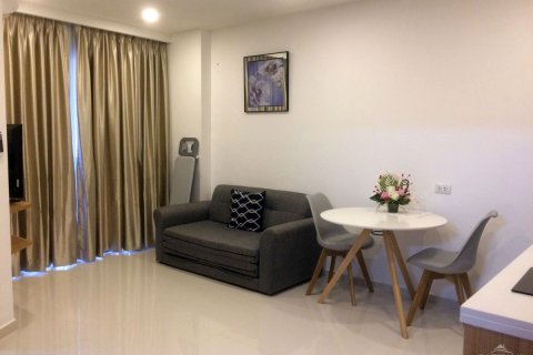 Condominio de 1 dormitorio en Pattaya, Tailandia № 204167 - foto 2