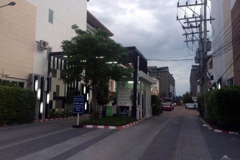 Condominio de 1 dormitorio en Jomtien Beach, Pattaya, Tailandia № 204171 - foto 6