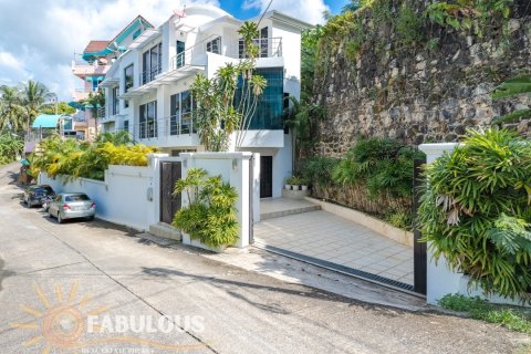 Villa in Patong, Thailand 4 Schlafzimmer № 179494
