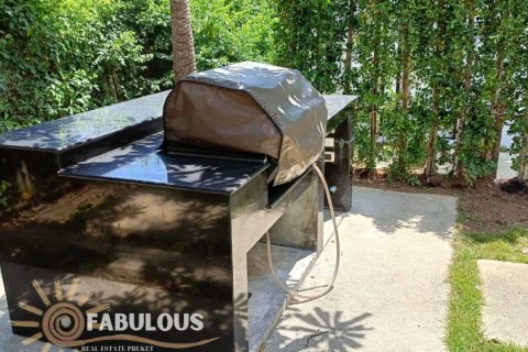 Chalet de 5 dormitorios en Bang Tao, Tailandia № 179490 - foto 6