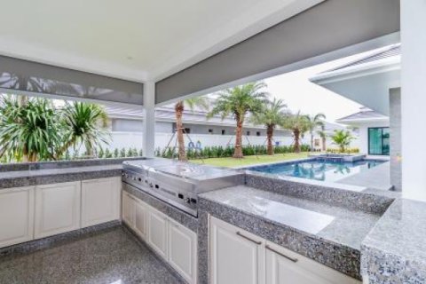 Chalet de 3 dormitorios en Hua Hin, Tailandia № 202798 - foto 3