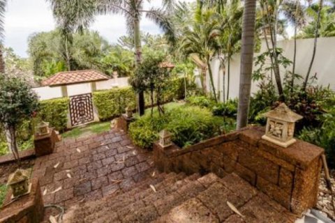 Chalet de 4 dormitorios en Hua Hin, Tailandia № 202797 - foto 3