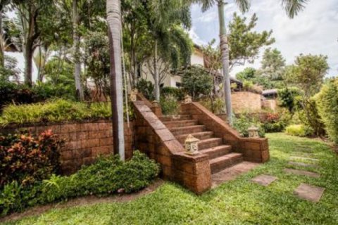 Chalet de 4 dormitorios en Hua Hin, Tailandia № 202797 - foto 4