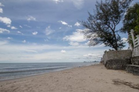 Chalet de 3 dormitorios en Hua Hin, Tailandia № 202793 - foto 5