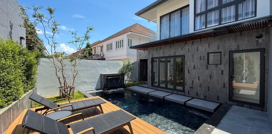 Chalet de 3 dormitorios en Phuket, Tailandia № 170805