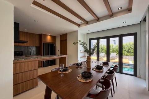 Chalet de 3 dormitorios en Phuket, Tailandia № 170805 - foto 14