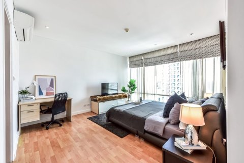 Condo in Khlong Toei, Bangkok, Thailand, 2 bedrooms  № 170807 - photo 12