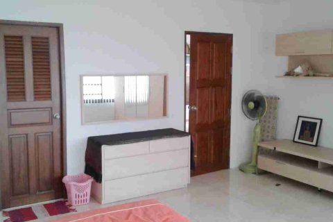Condominio de 2 dormitorios en Phaya Thai, Bangkok, Tailandia № 183303 - foto 11