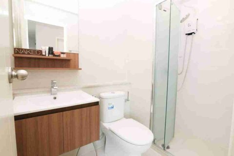 Condominio de 2 dormitorios en Thonburi, Bangkok, Tailandia № 183302 - foto 12