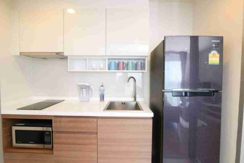 Condominio de 2 dormitorios en Thonburi, Bangkok, Tailandia № 183302 - foto 10