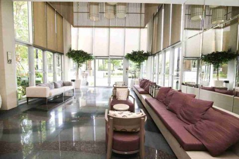 Condominio de 2 dormitorios en Thonburi, Bangkok, Tailandia № 183302 - foto 11