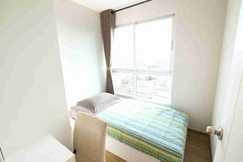 Condominio de 2 dormitorios en Thonburi, Bangkok, Tailandia № 183302 - foto 13