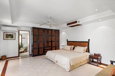 Casa de 4 dormitorios en Kamala, Tailandia № 180719 - foto 23