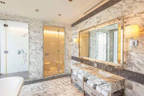 Condominio de 3 dormitorios en Bangkok, Tailandia № 180718 - foto 15